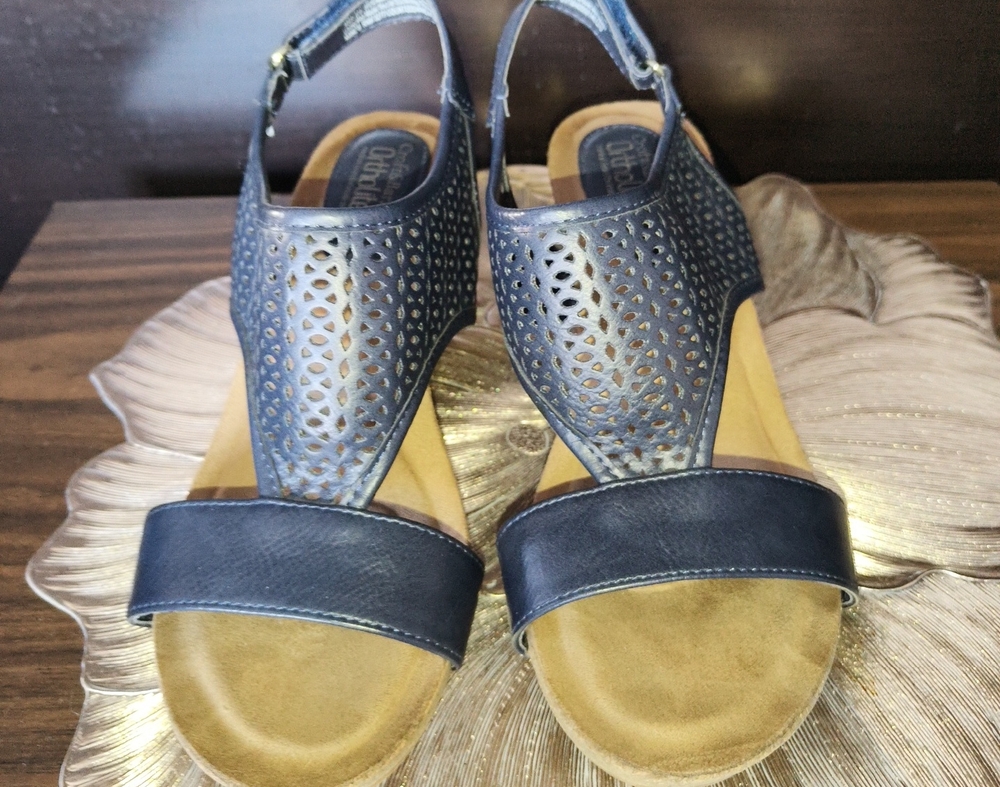Croft & Barrow Ortholite Blue & Tan Women's Wedge Sandals Sz. 8.5